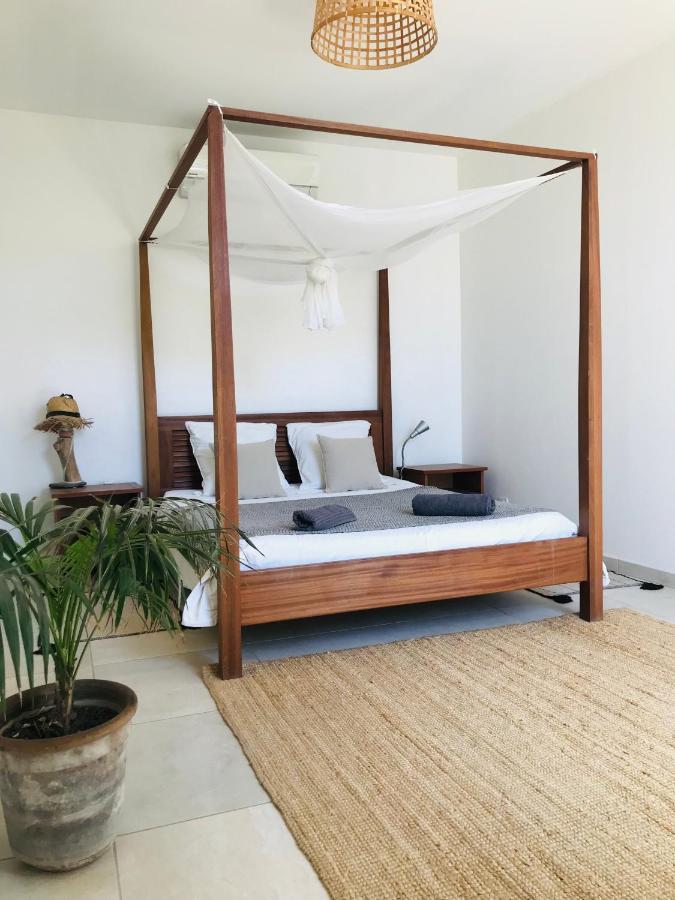 Ferme St Pierre 2 Suites Avec Repas, Piscine, Clim, Cheminee Ou Baignoire Spa Chabeuil Exterior foto